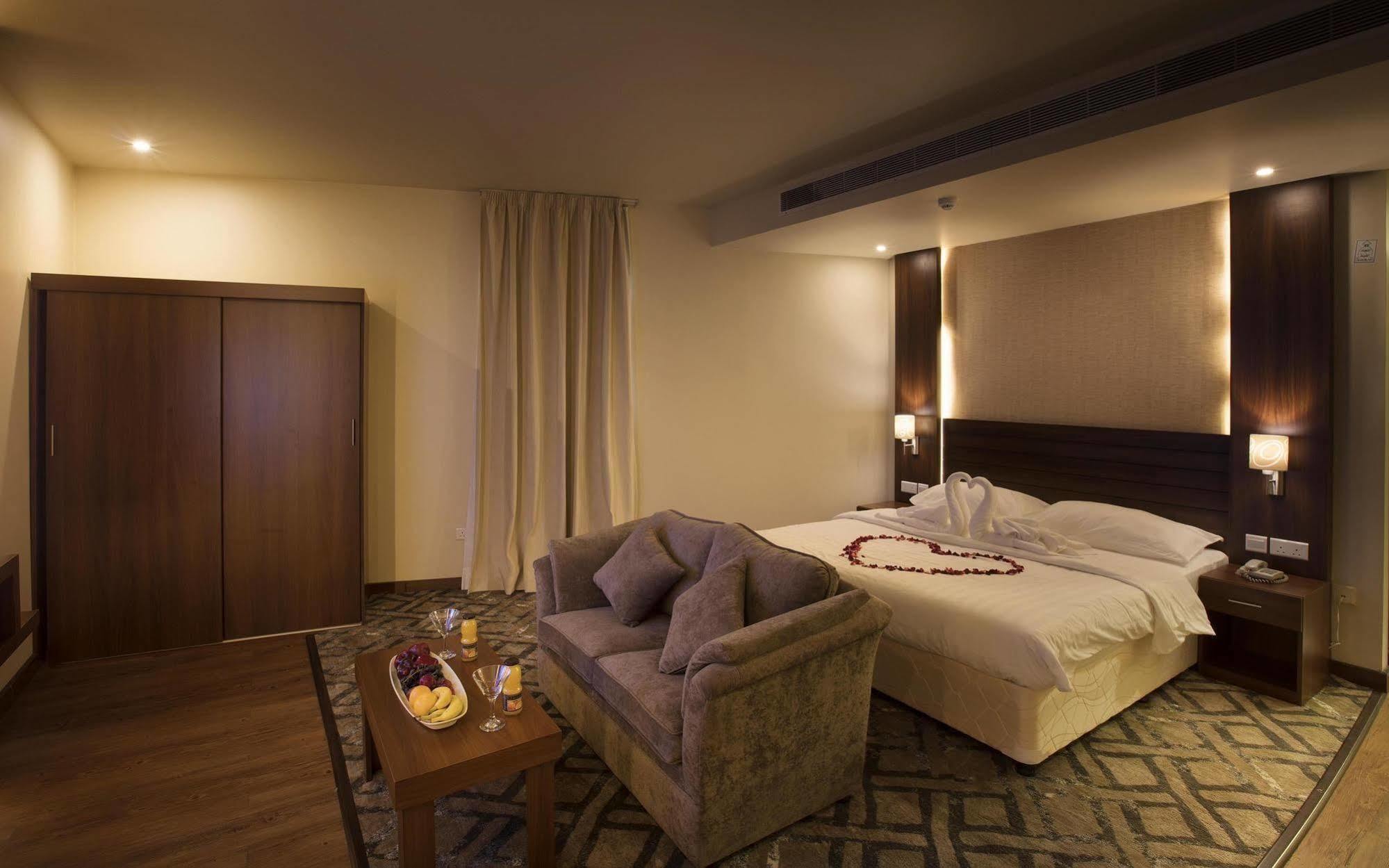 Lily Hotel Suite Mubarraz Αλ Χοφούφ Εξωτερικό φωτογραφία